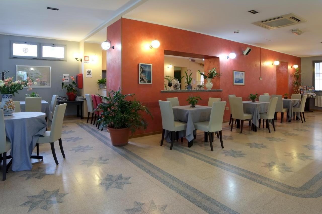 Villa Gioiosa 迪亚诺马里纳 外观 照片
