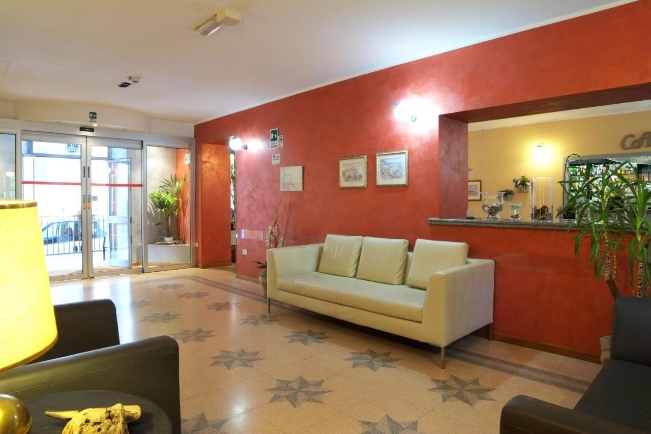 Villa Gioiosa 迪亚诺马里纳 外观 照片