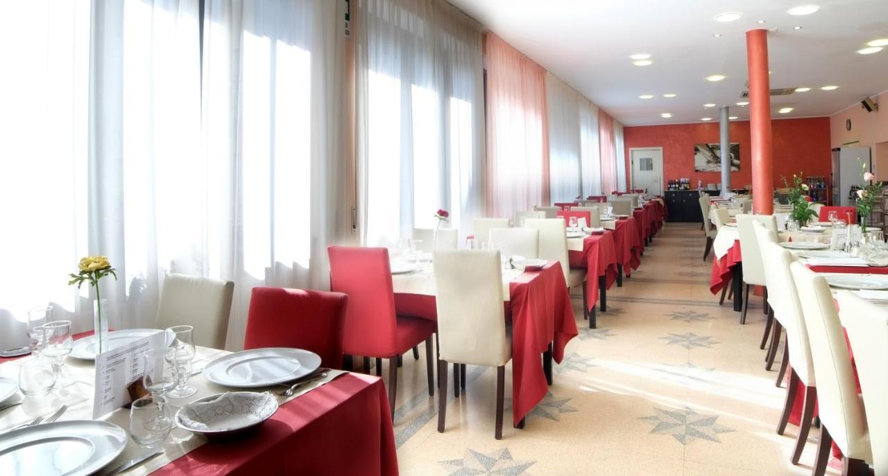 Villa Gioiosa 迪亚诺马里纳 外观 照片